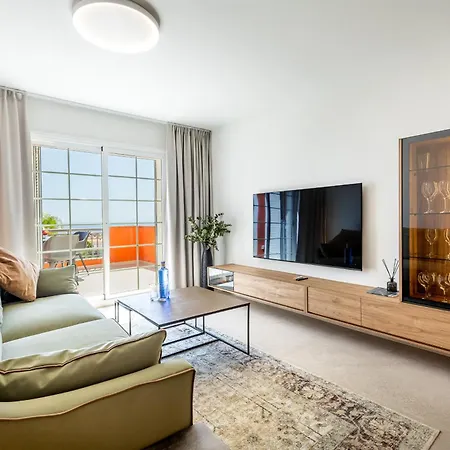 New 2026 Del Duque & Ocean View شقة *